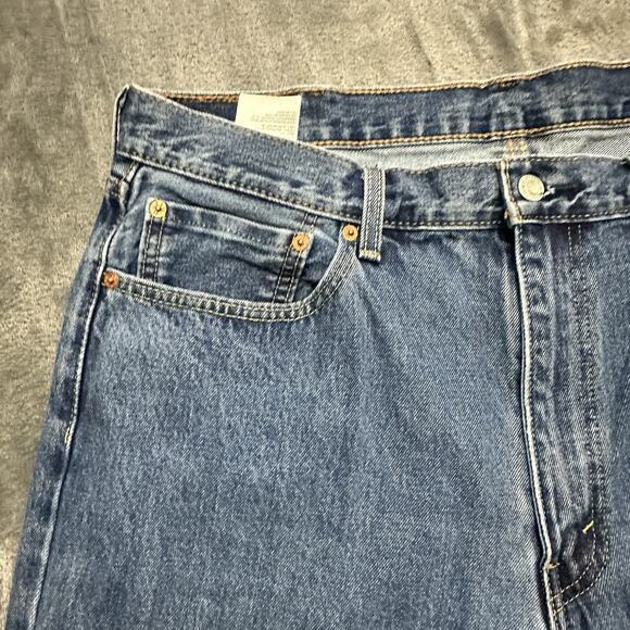 Levi's 550 Jeans Mens 38x34 Blue Straight Denim Rugged Workwear Biker Pants‎ - Picture 3 of 14